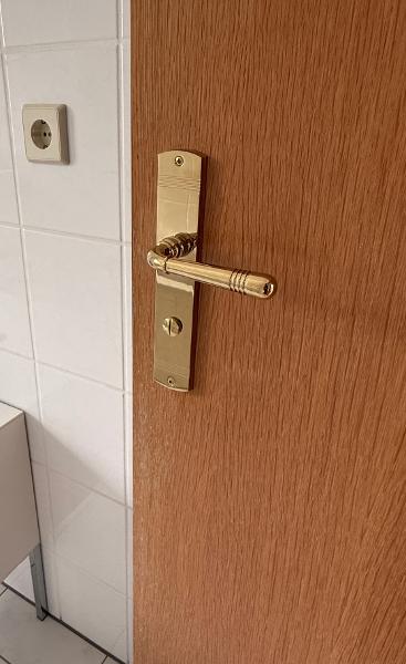 goldene Beschl�ge Etagenwohnung Zeitz