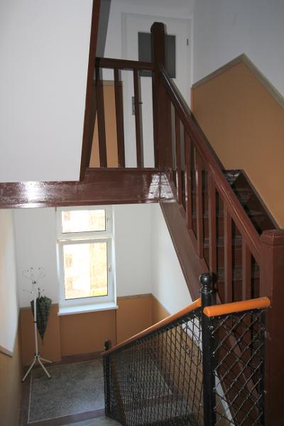 Treppenhaus Erdgeschosswohnung Zeitz